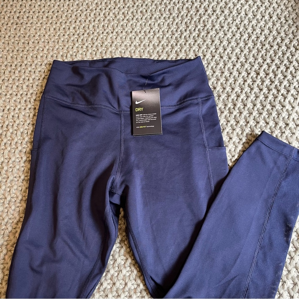 Nike leggings